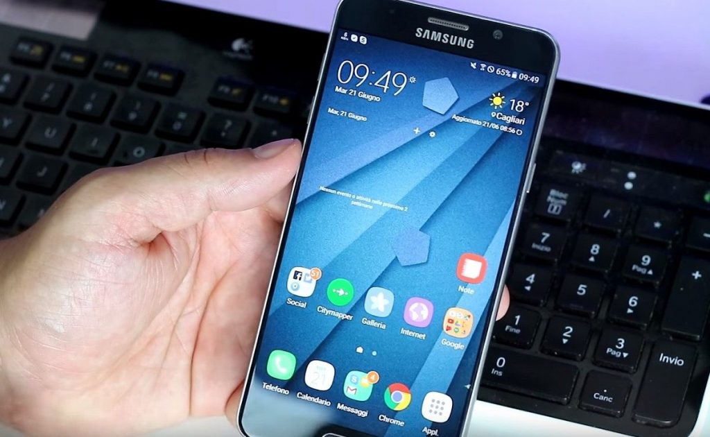 TouchWiz UI