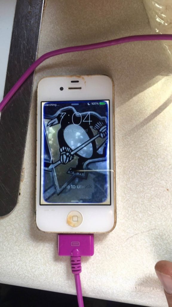 iPhone 4 จมน้ำ