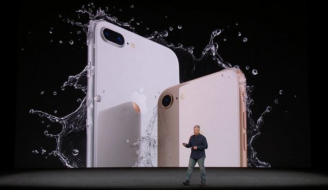 iPhone 8 และ 8 Plus